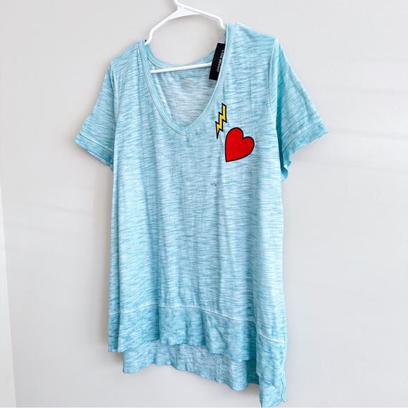 NWT Lane Bryant Blue Oversized Heart / Lightning Printed Hi-low Tee Size 14/16 - Picture 2 of 9